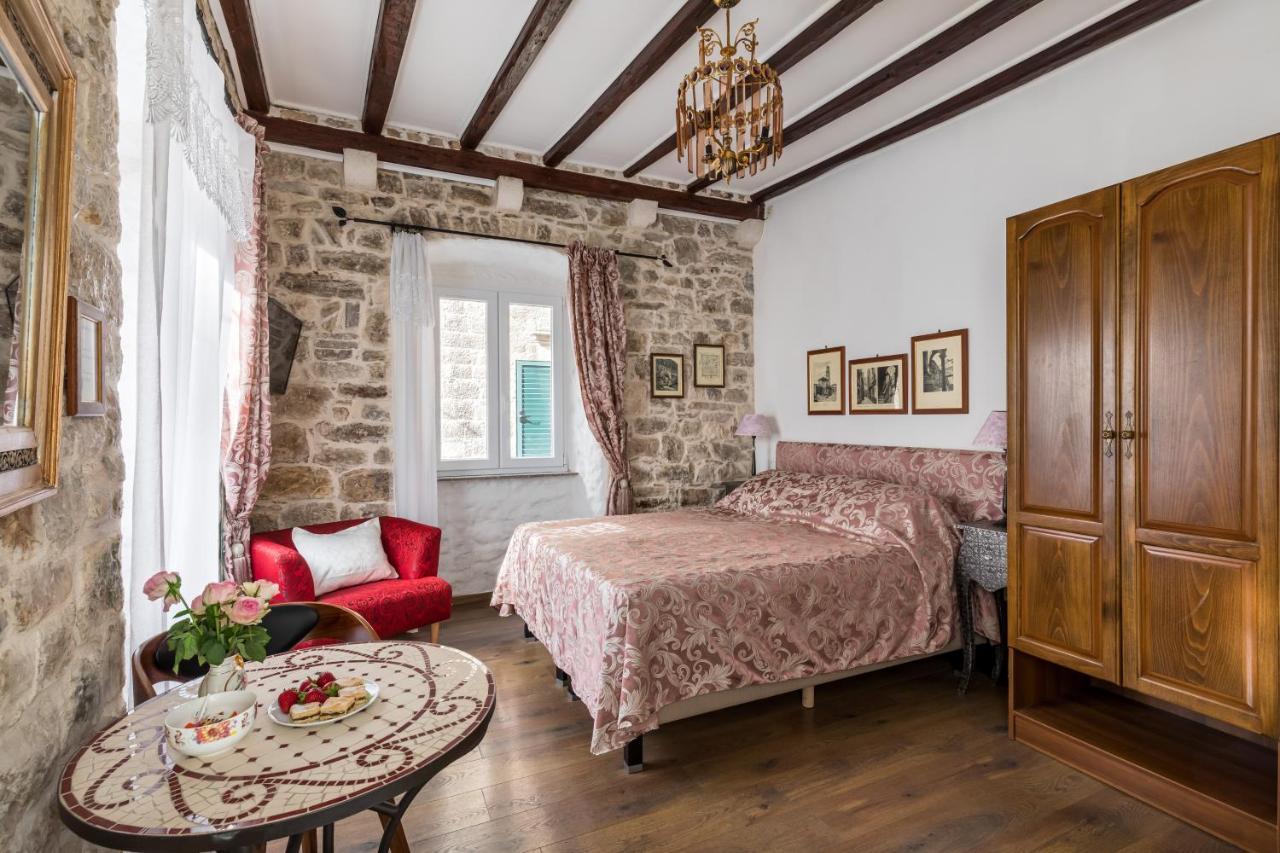 Apartments Kaleta Спліт Екстер'єр фото