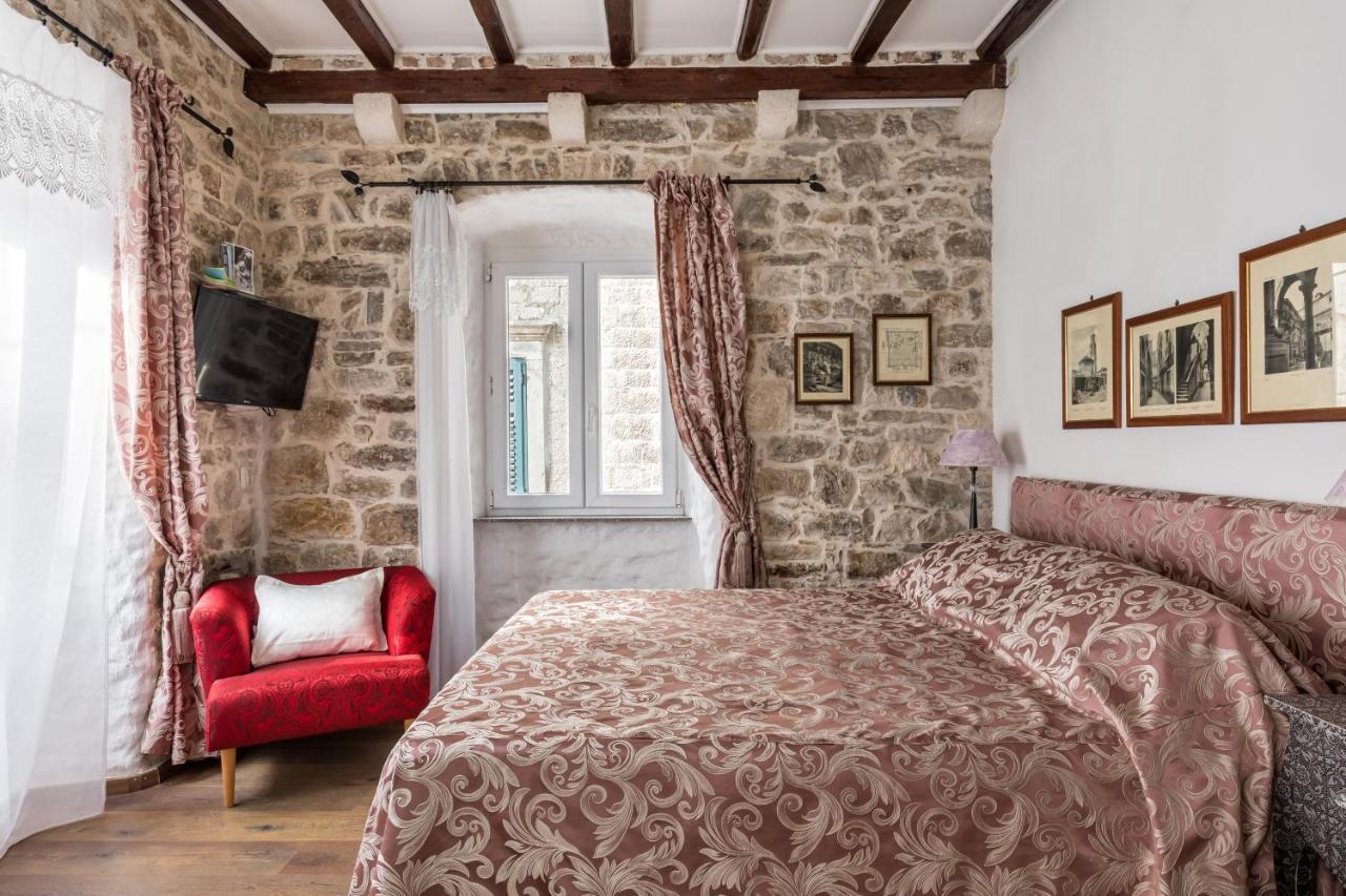 Apartments Kaleta Спліт Екстер'єр фото