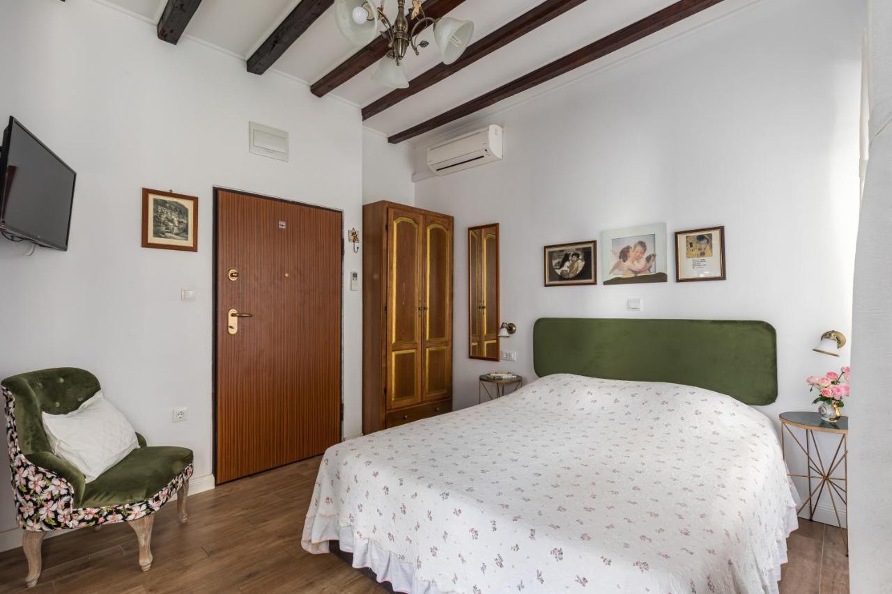 Apartments Kaleta Спліт Екстер'єр фото